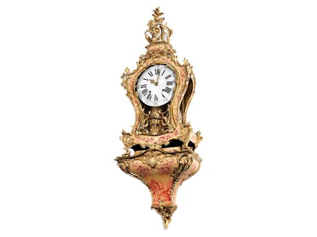 Große Louis XV-Carteluhr auf Konsole